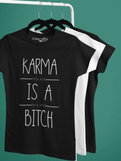TRICOU NEGRU KARMA IS A BITCH DETALIU 2