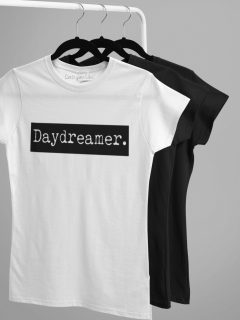 TRICOU ALB DAYDREAMER DETALIU 2