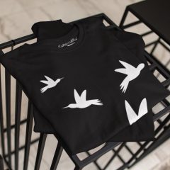 TRICOU NEGRU COLIBRI DETALIU