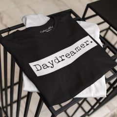 TRICOU DAYDREAMER DETALIU