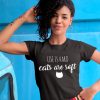 TRICOU CU PISICI LIFE IS HARD CATS ARE SOFT