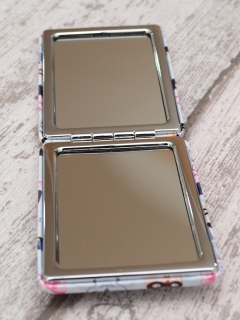 OGLINDA BLEU CU PISICI DETALIU