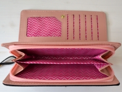 PORTOFEL CU PISICI NEGRU DETALIU 2