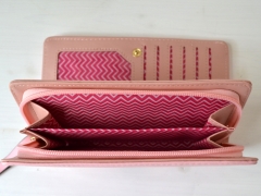 PORTOFEL CU PISICI ROZ DETALIU 2