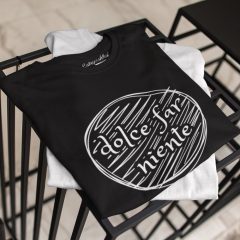 TRICOU NEGRU DOLCE FAR NIENTE DETALIU