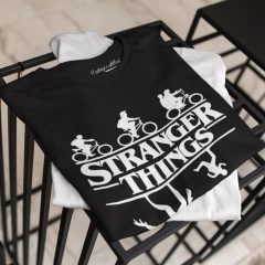TRICOU STRANGER THINGS BICICLETE DETALIU