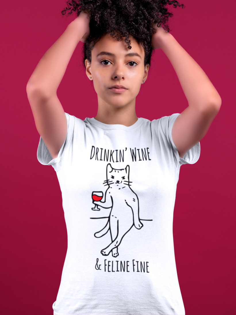 Tricou Alb Drinkin' Wine & Feline Fine