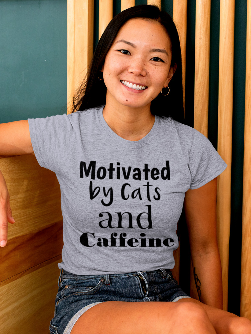 Tricou Gri Motivated by Cats and Caffeine