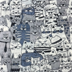 ESARFA CU PISICI ALB NEGRU DETALIU