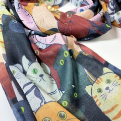 ESARFA CU PISICI AUTUMN SPIRIT DETALIU 1