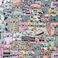 ESARFA CU PISICI COLORATA ROZ DETALIU