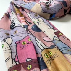 ESARFA CU PISICI PINK DELIGHT DETALIU 1