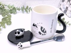 CANA PISICA SLEEPING CAT DETALIU