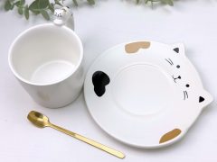 CANA PISICA CU FARFURIE CALLIE