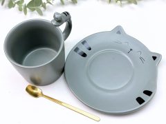 CANA PISICA CU FARFURIE SMOKIE