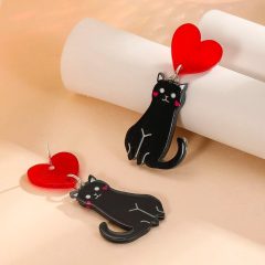 CERCEI CU PISICA SI INIMIOARA LUNA