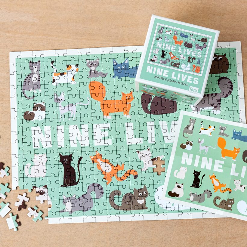 Puzzle 300 Piese Pisici Nine Lives