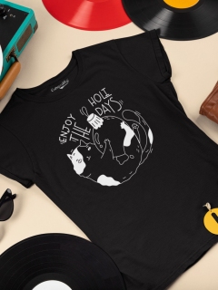 TRICOU ENJOY THE HOLIDAYS BLACK